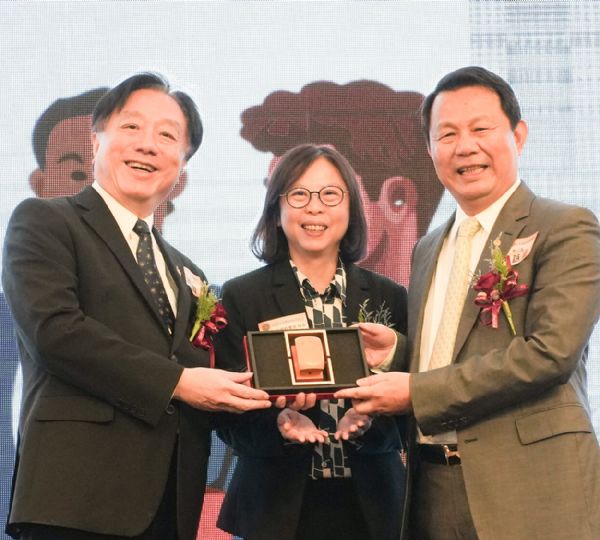 傳馨會第二、三屆交接典禮